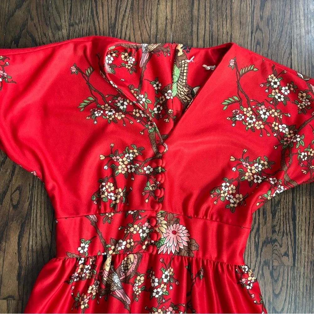 Vintage 1970s Leslie Fay Novelty Print Maxi Dress- Japanese Cherry Blossom - Picture 3 of 5